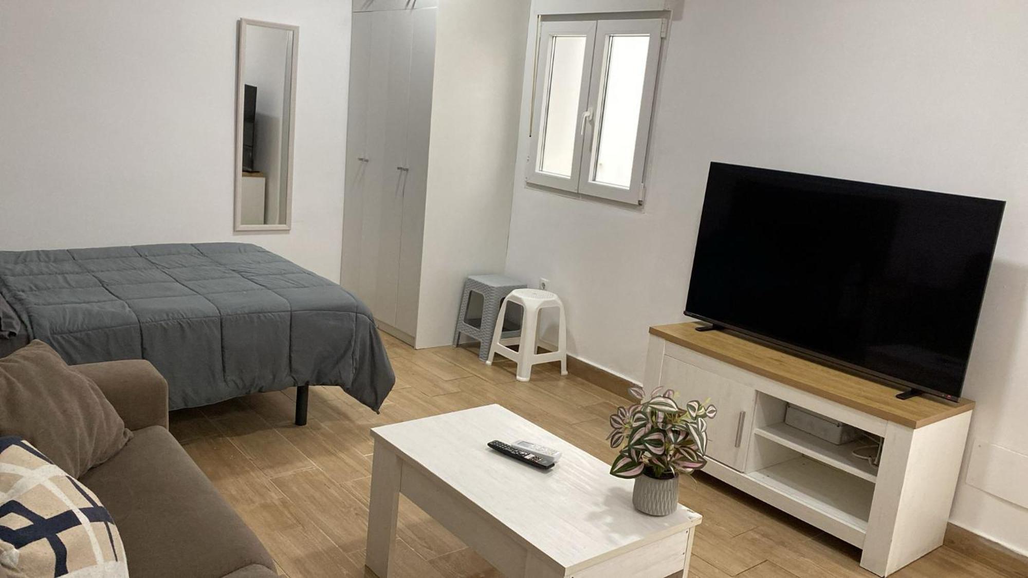 Rockside Residences Suites La Linea N3 La Línea de la Concepción Eksteriør billede
